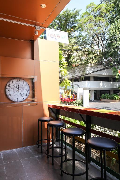 Hostel 8 Sukhumvit Soi 8 בנגקוק מראה חיצוני תמונה