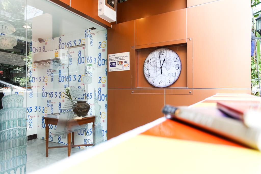 Hostel 8 Sukhumvit Soi 8 בנגקוק מראה חיצוני תמונה